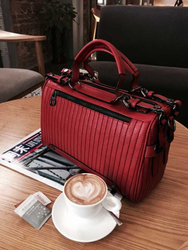 2015新款女士雙肩包 撞色旅游背包，電腦包非皮布可時(shí)尚女包全解析